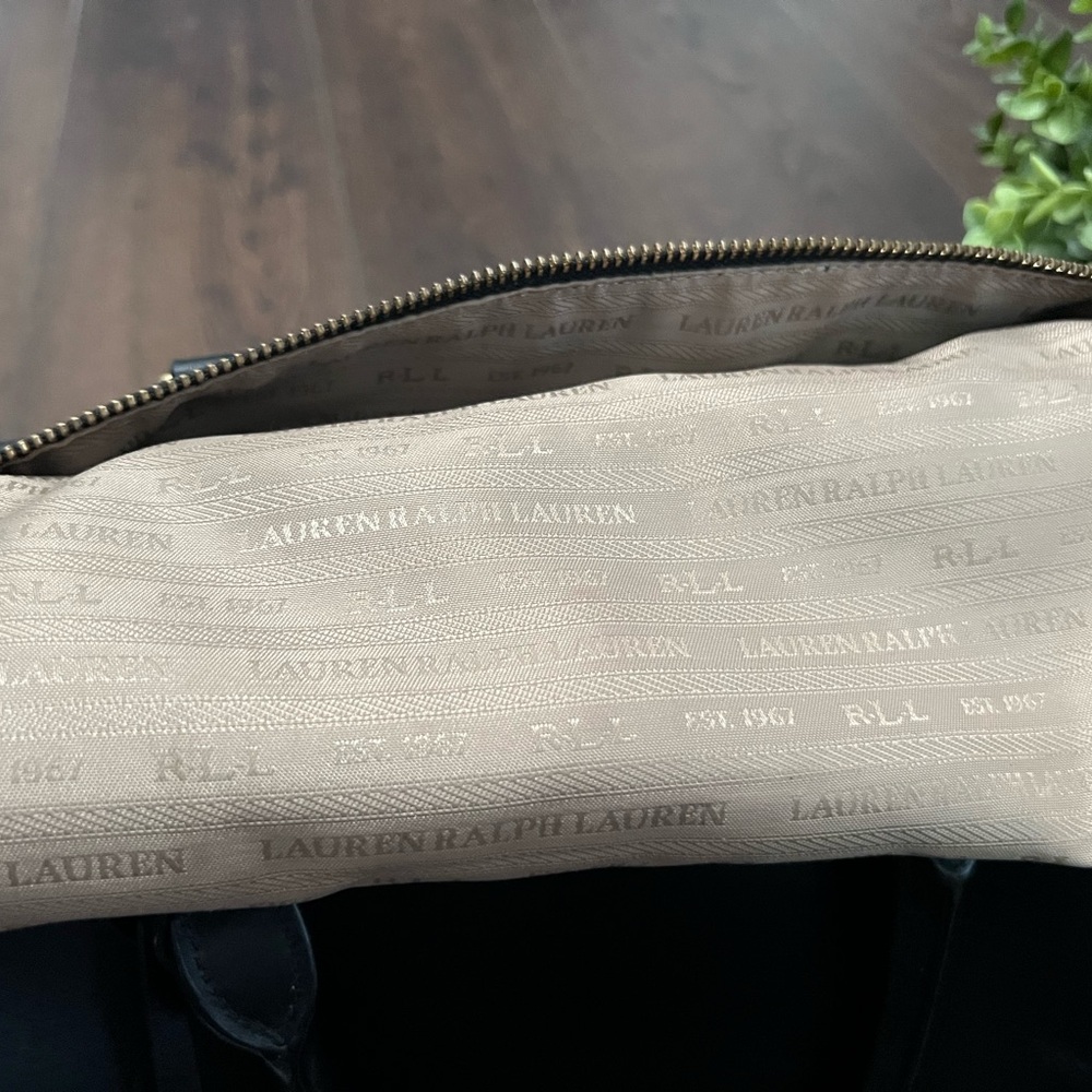 Ralph Lauren Black Women’s Purse detailed with Gold RLL branding - Picture 11 of 11